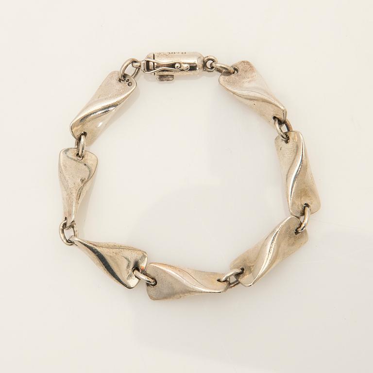 Georg Jensen, Bracelet, sterling silver, model 104B, Denmark.