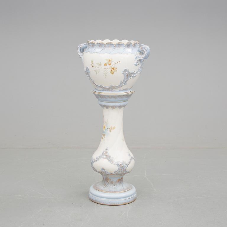 PIEDESTAL MED YTTERFODER, flintgods, Imperial Bonn Germany, 1900-talets början.