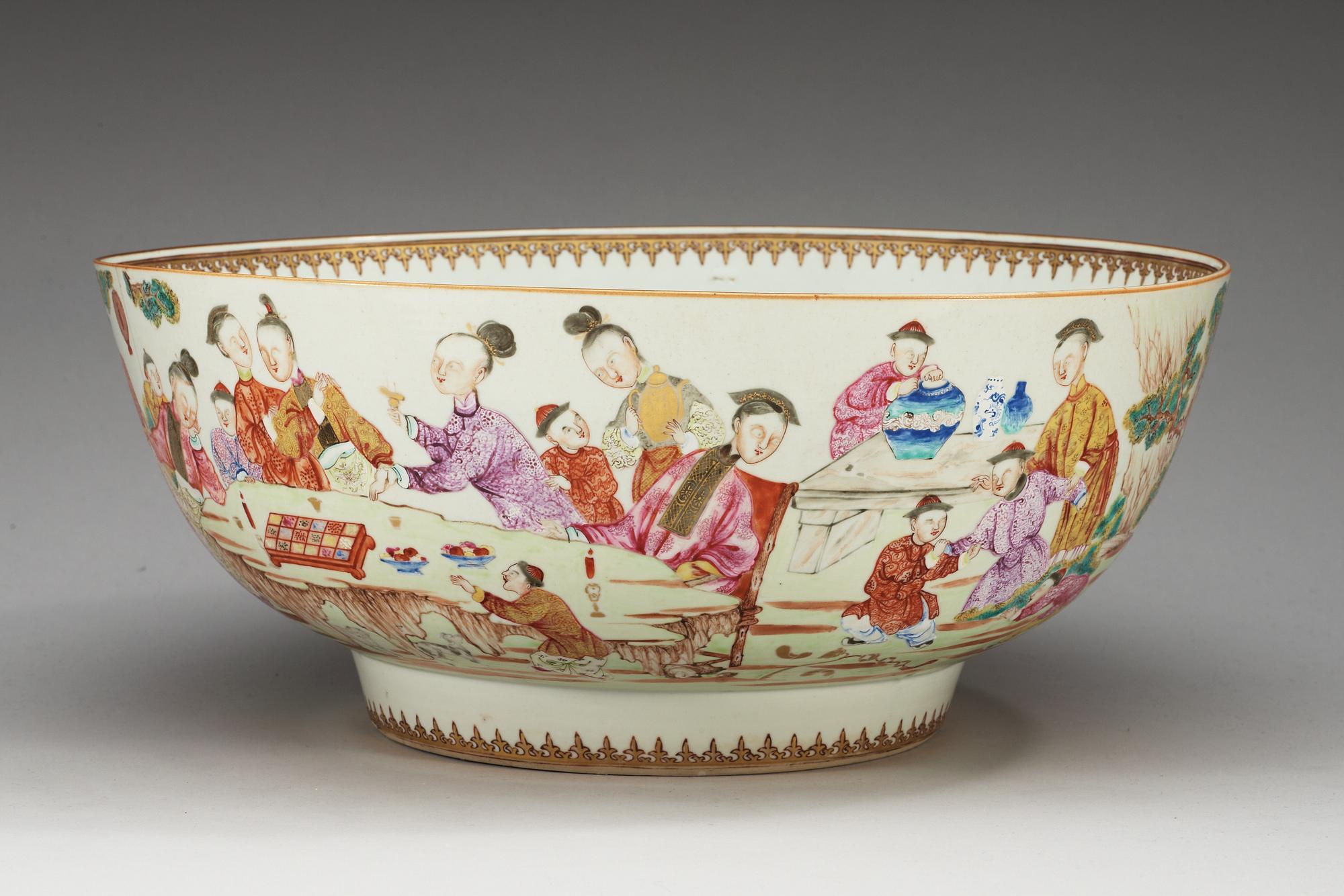 BÅLSKÅL, kompaniporslin. Qing dynastin, Qianlong (1736-95).