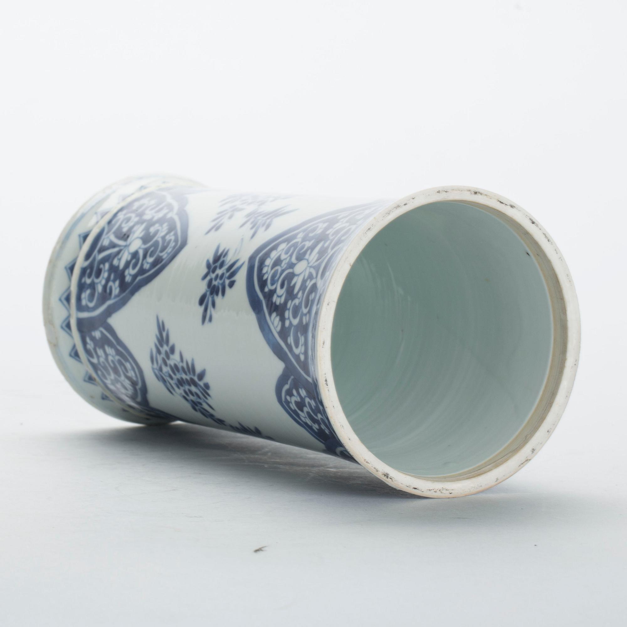 VAS, porslin, Kina, Kangxi-stil, porslin.