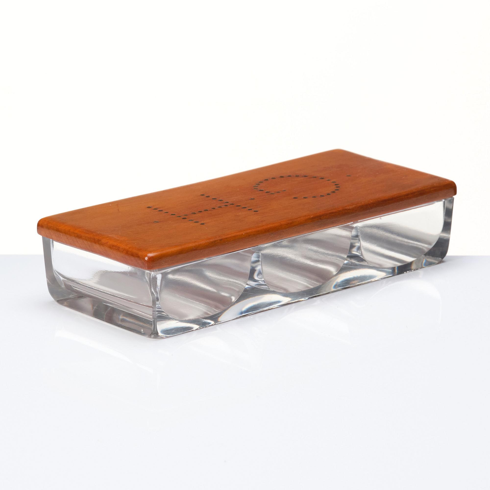 Otto Schulz, a lidded box, Boet, Gothenburg, 1930-40s.