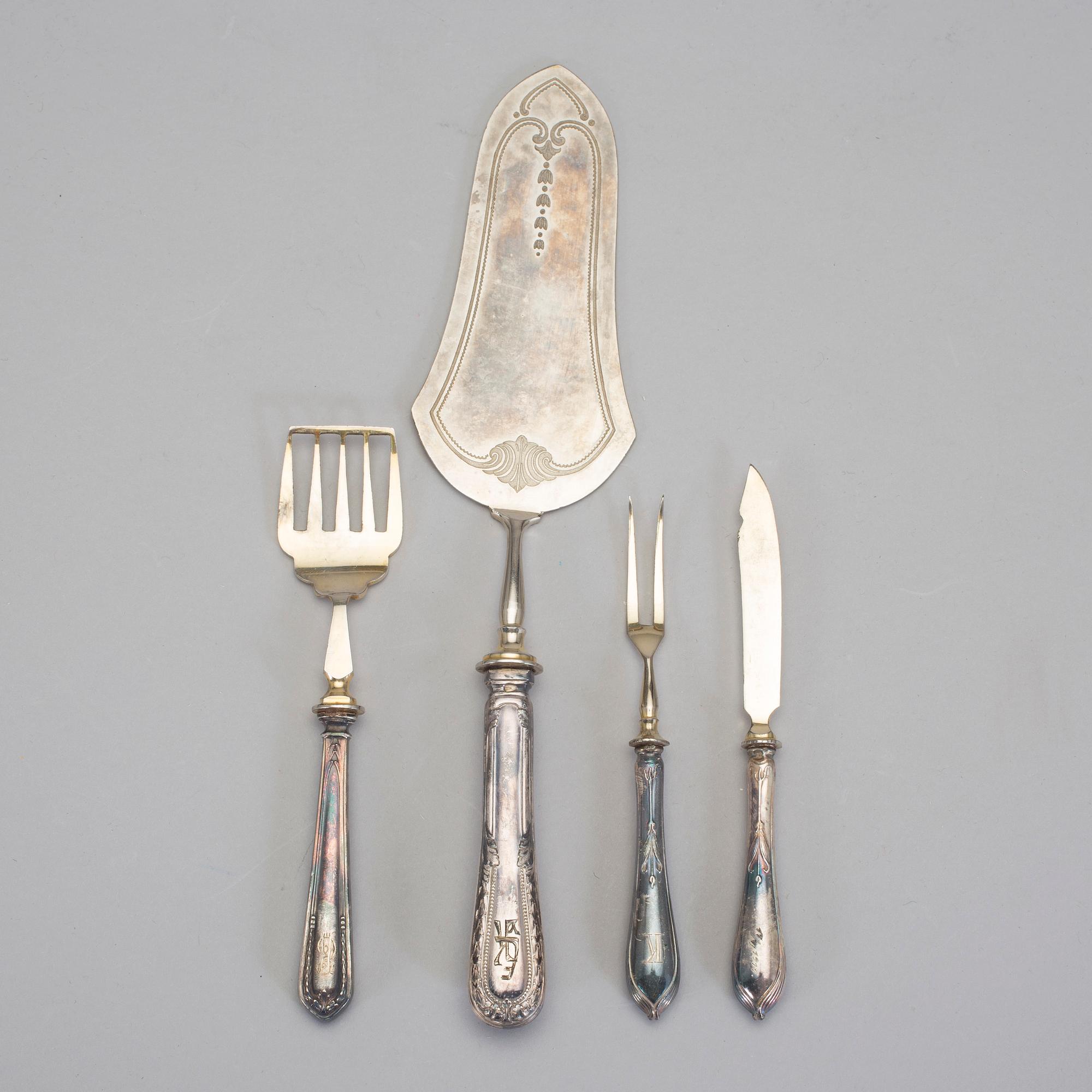 BESTICK, 15 st, silver. Östeuropa, 1900-talets början. Vikt ca 270 gram.