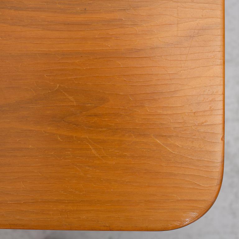 Josef Frank, soffbord, modell 2125, Firma Svenskt Tenn, 1960-tal.