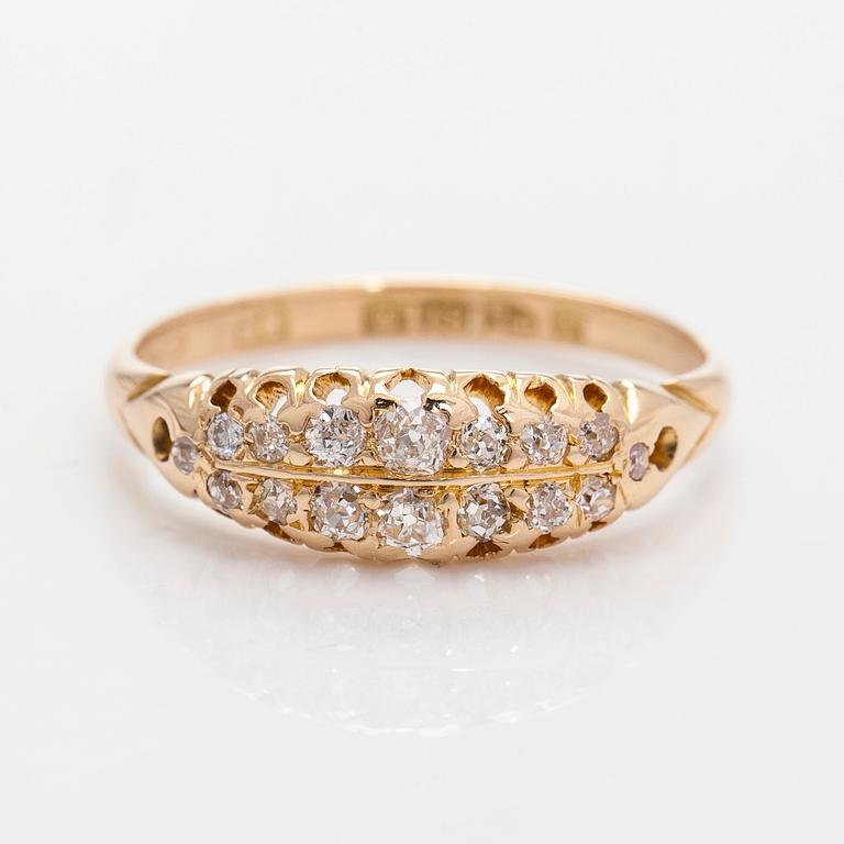 Ring, 18K guld och diamanter, England.