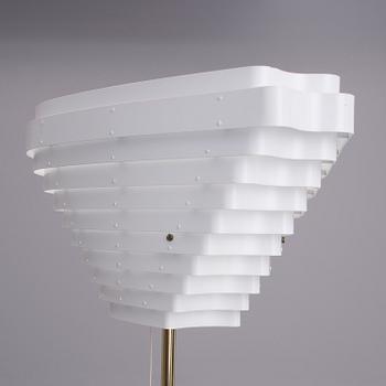 GOLVLAMPA, "Änglavinge" A 805, design Alvar Aalto, Artek. Formgiven 1954.