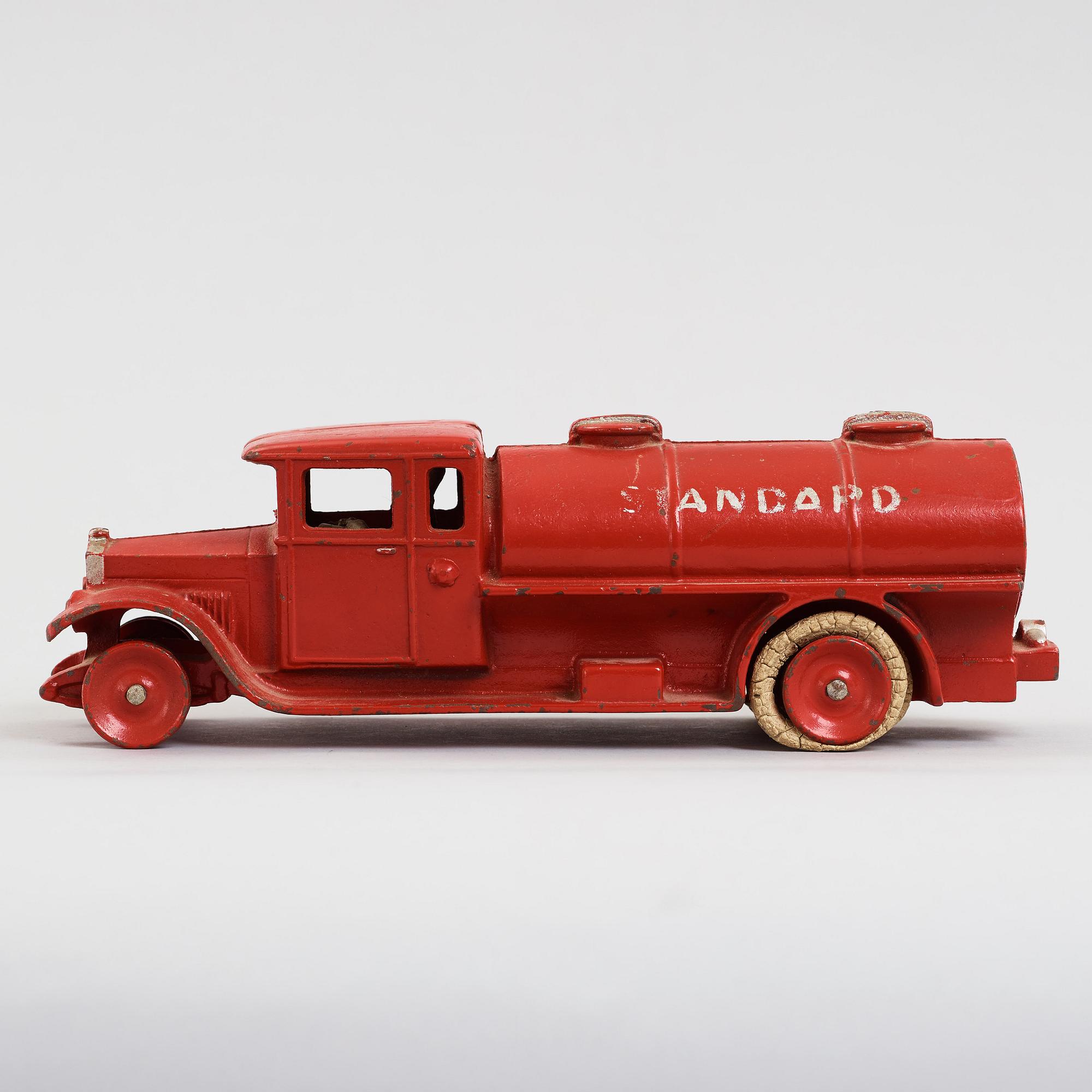 SKOGLUND & OLSON, tankbil "Standard", Sverige, 1920-/30-tal.