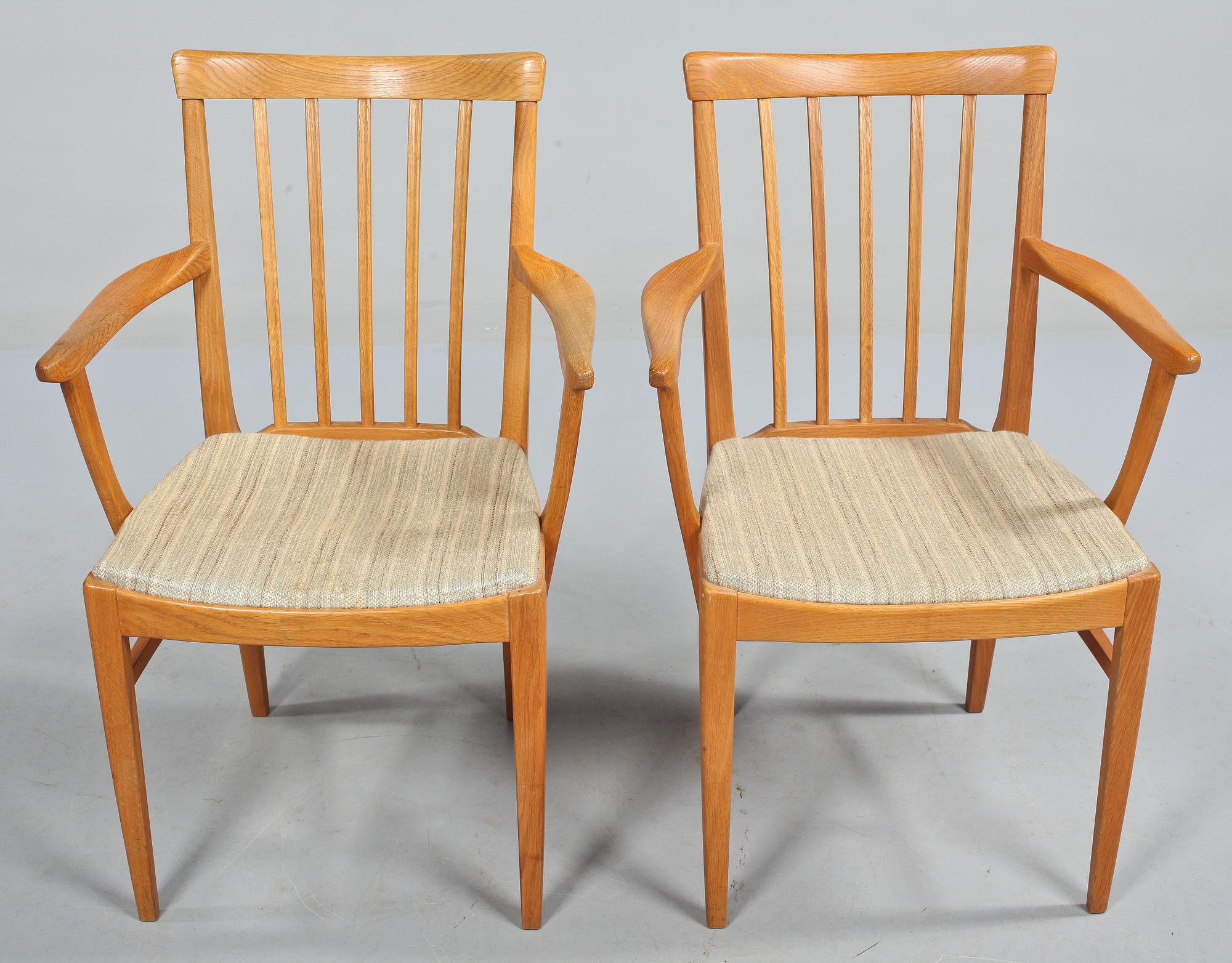 KARMSTOLAR, ett par, "Herrgården", Carl Malmsten, Bodafors, 1900-talets andra hälft.