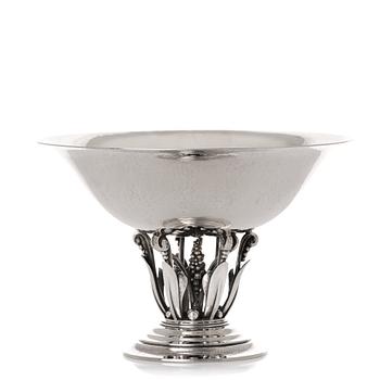 150. Georg Jensen, skål, Köpenhamn 1925-32, sterling silver, designnr 242.