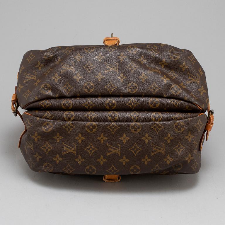 LOUIS VUITTON, 'Saumur 35'.