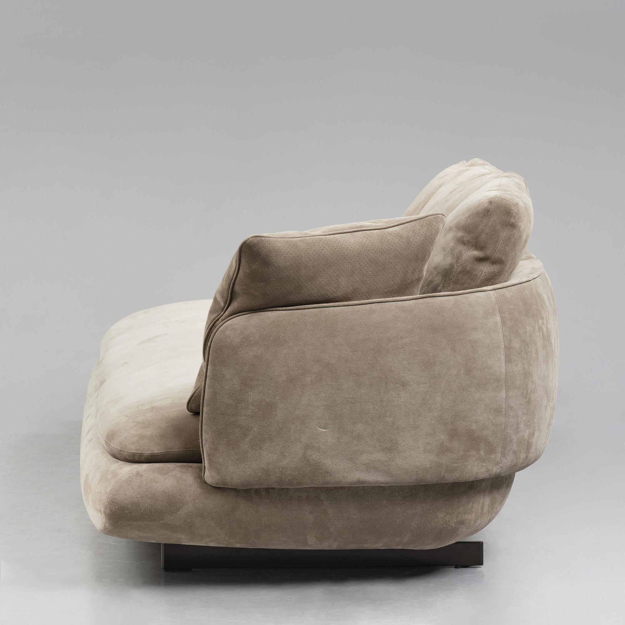 GamFratesi, Sofa, "Vivienne 04", Minotti, Italy, contemporary production.