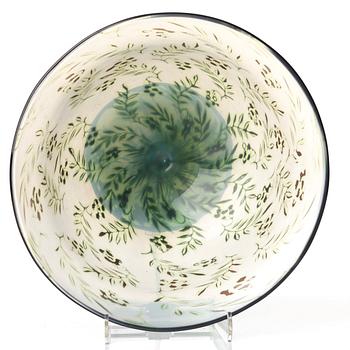 Simon Gate, & Knut Bergqvist (glasblåsare), Heinrich Wollman (gravör), skål graal, Orrefors 1919, No 833.