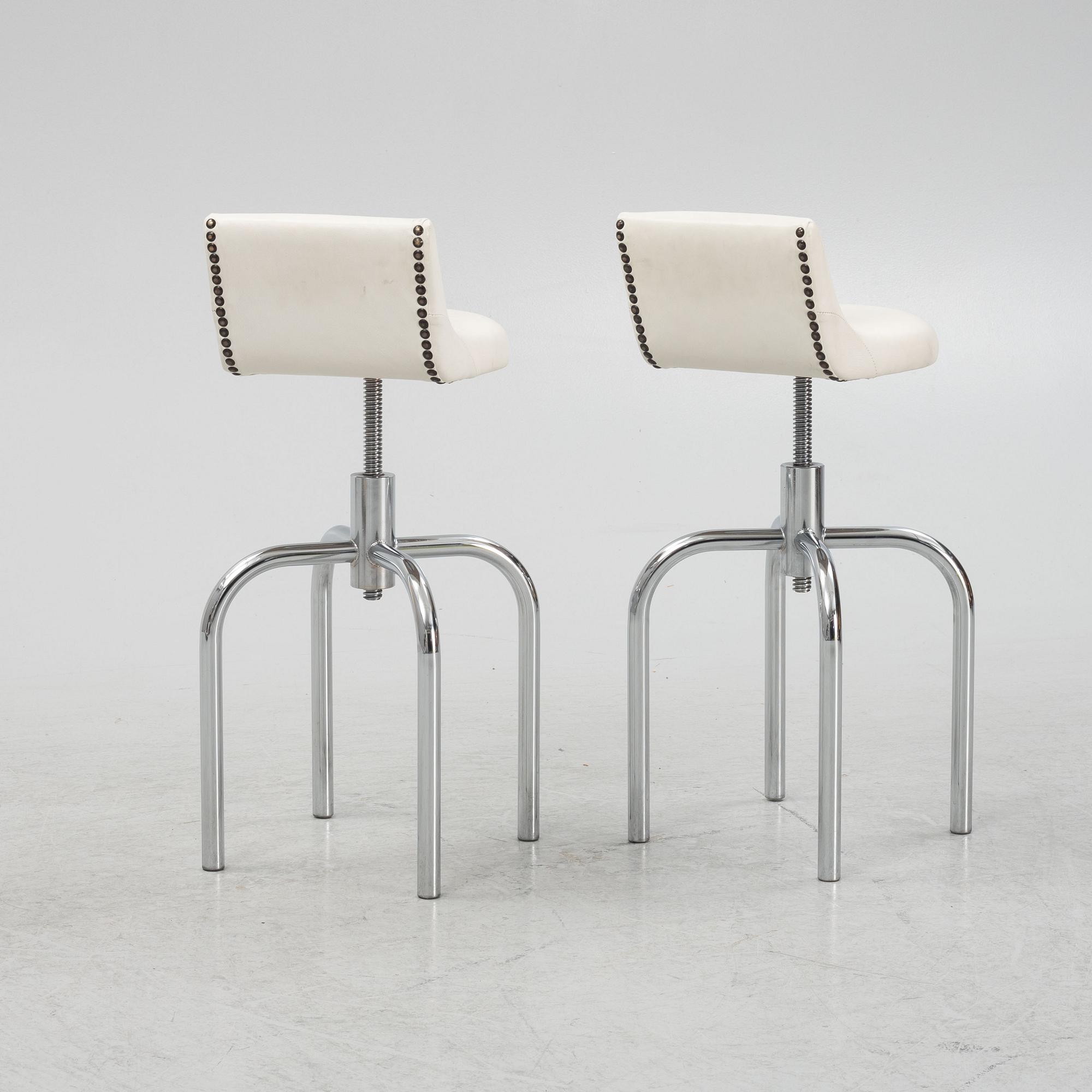 Gunnar Asplund, a pair of bar stools, Källemo, later part of the 20th Century.
