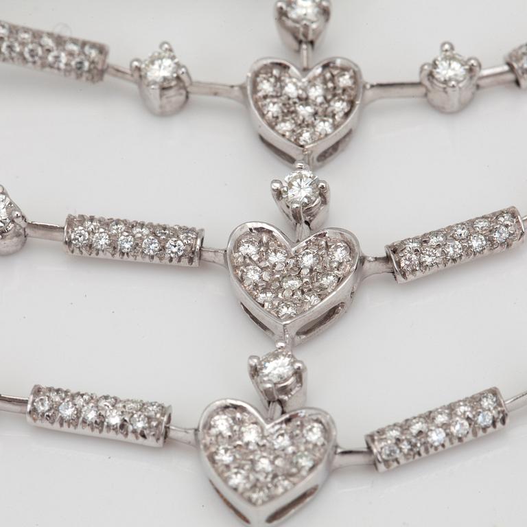 A Stefan Hafner diamond set heart collar necklace.