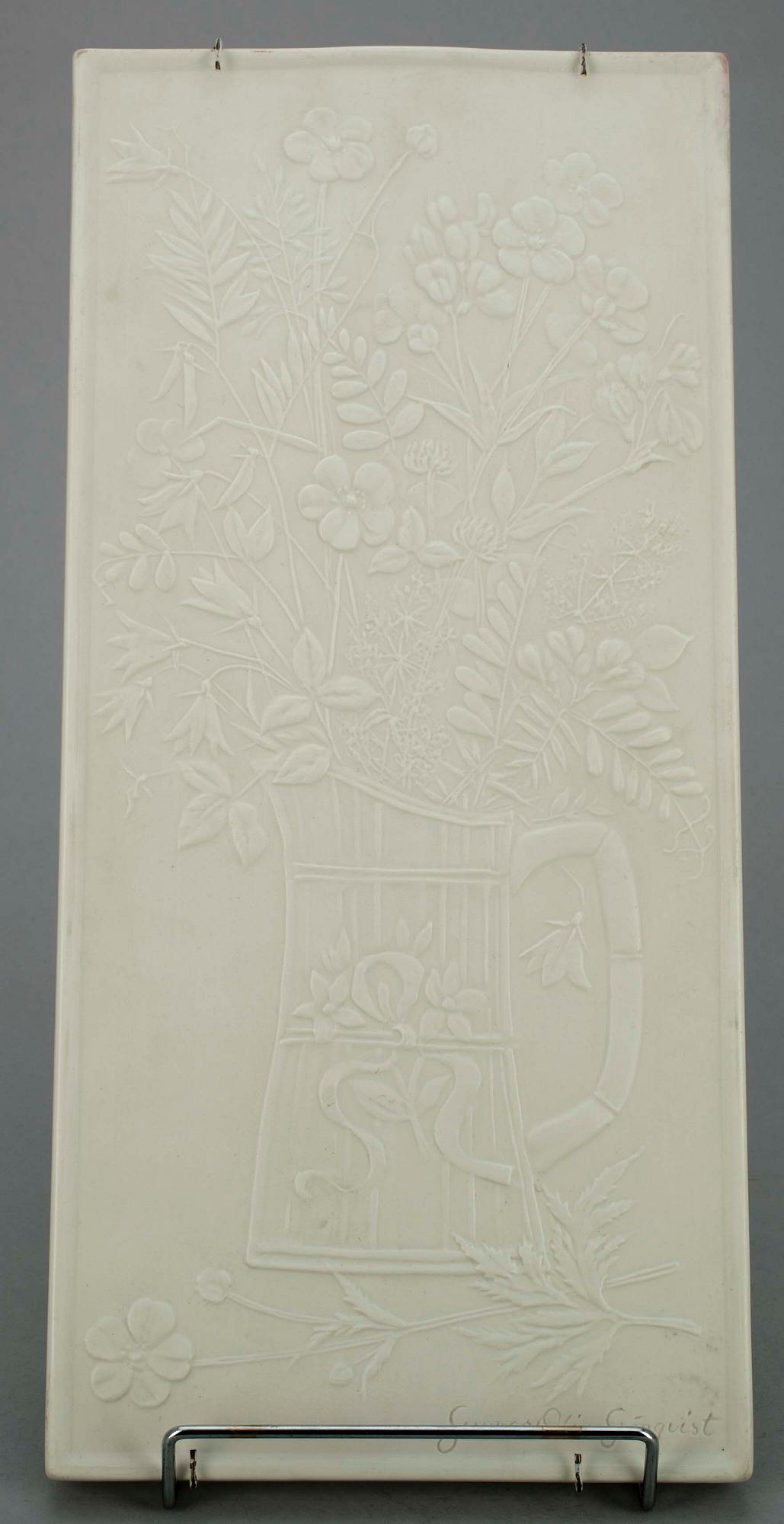 KERAMIKRELIEF, sign Gunvor Olin-Grönqvist, Arabia, Finland, 1900-talets andra hälft.