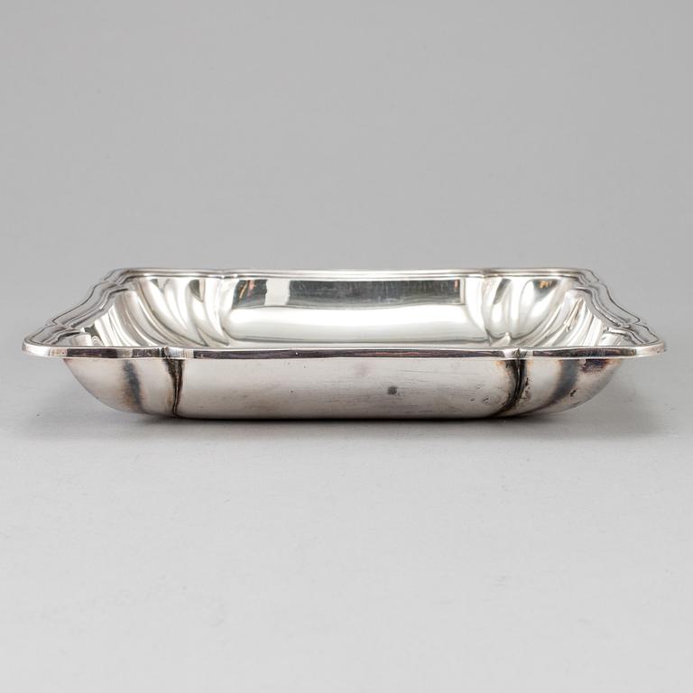 A Swedish 20th century silver dish, marked GF Hallengren, Malmö 1918.