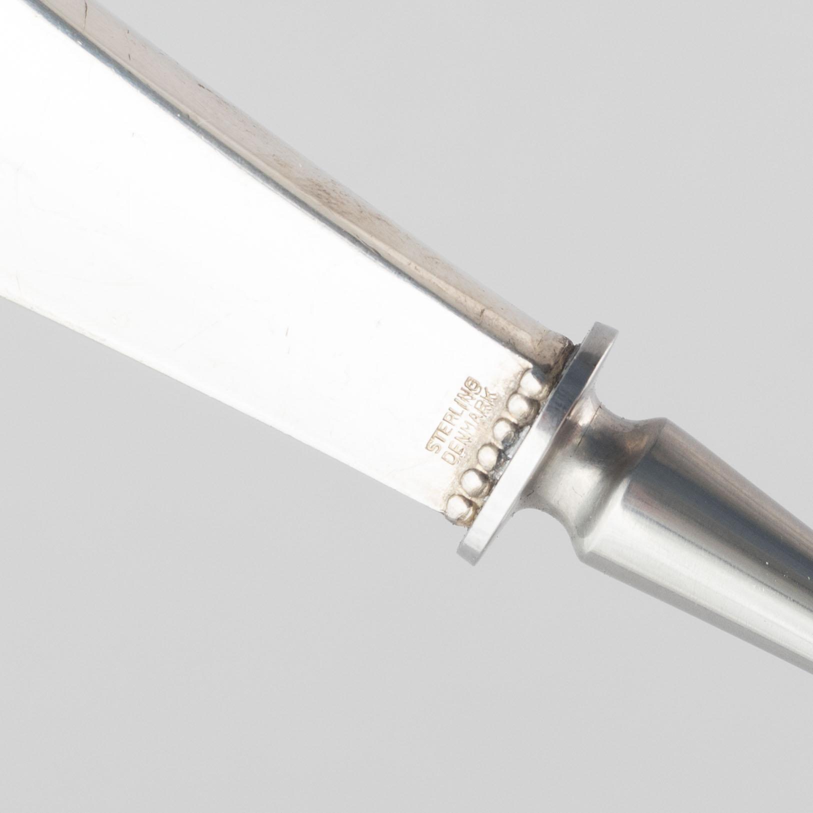 Georg Jensen, cheese slicer and cheese knife, silver, model Kugle/Beaded.