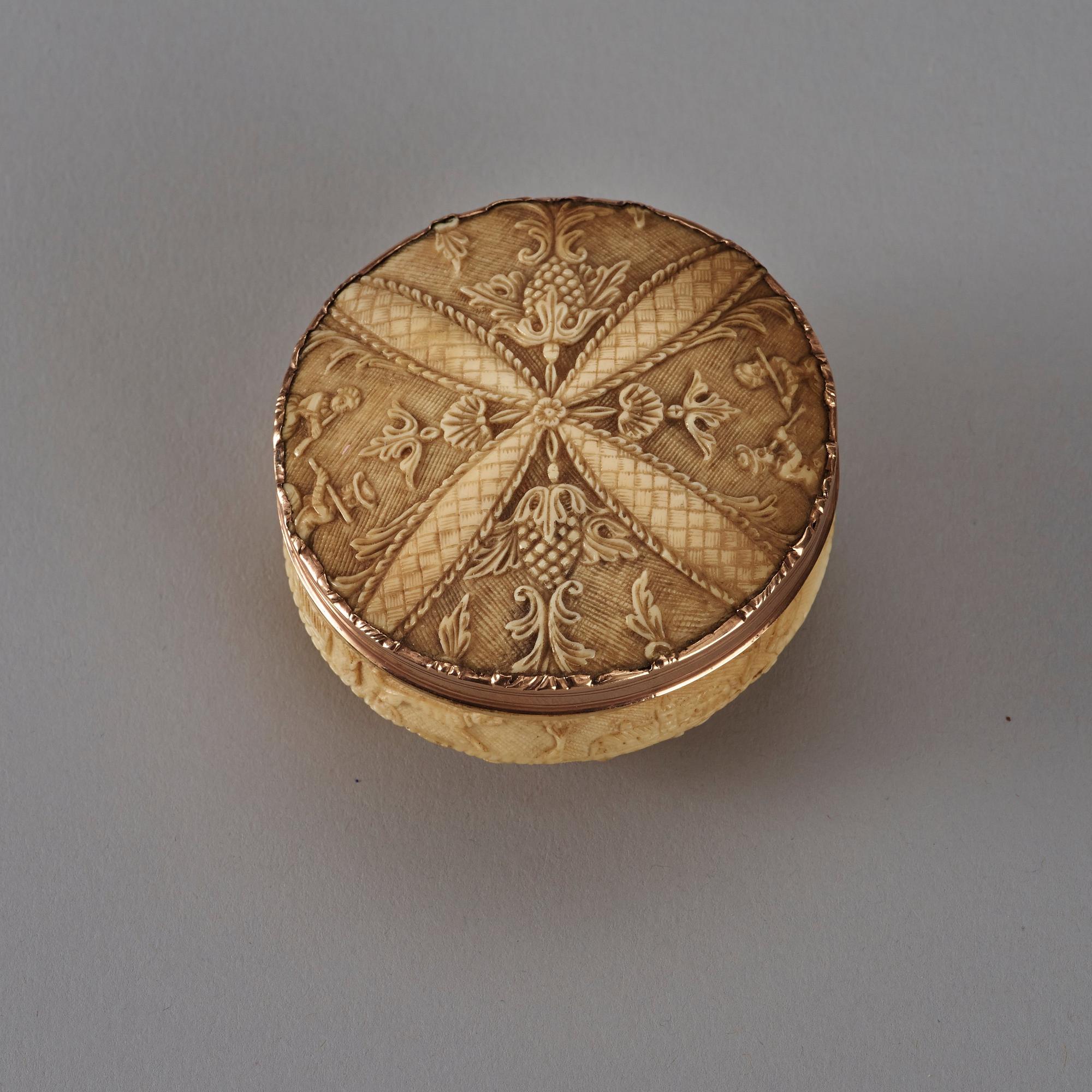 DOSA, ben och guld, 1700-tal.