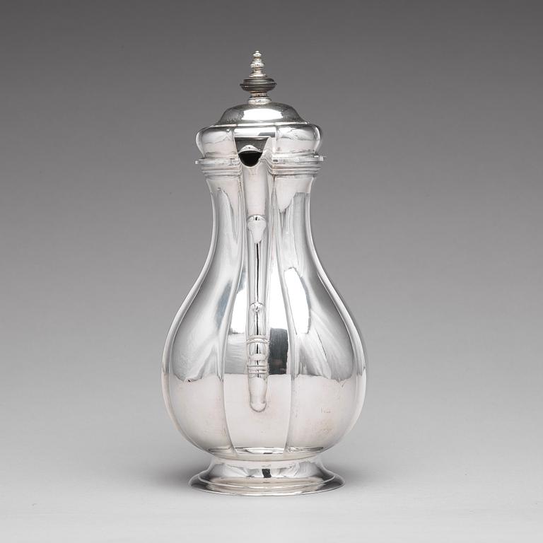 A Baltic 18th century silver coffee-pot, mark of Johann Diedrich Rehwald, Riga (1738-1781(-1793)).