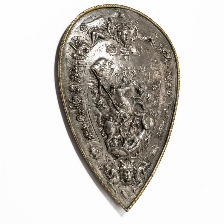 Prydnadssköld, omkring 1900.