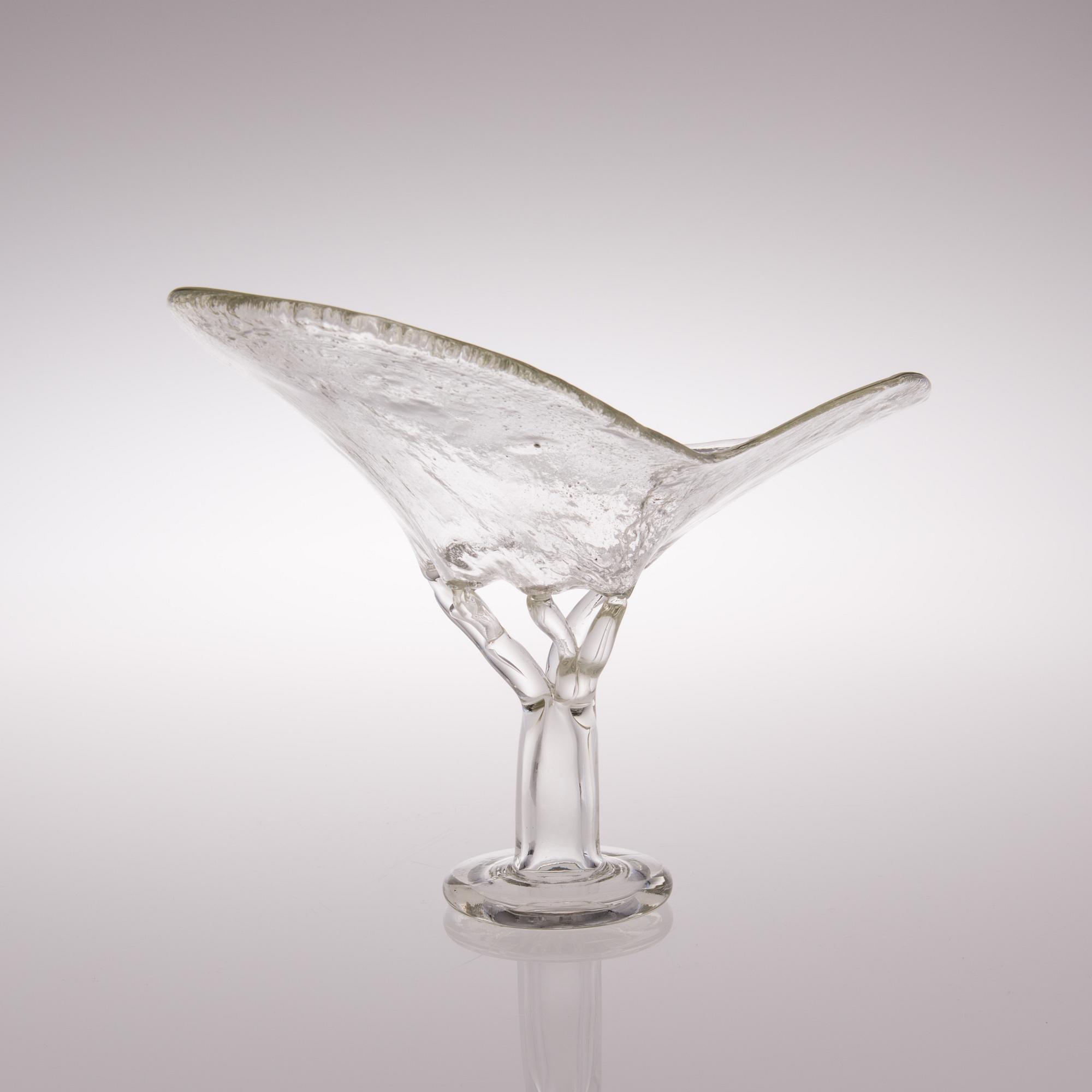 A Pinja art glass piece signed Oiva Toikka Nuutajärvi Notsjö from the 1960-/70s.