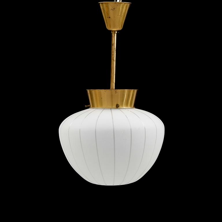 TAKLAMPA, 1900-talets mitt. Höjd 53 cm.
