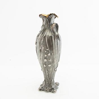 Vase Jugend early 20th century pewter.