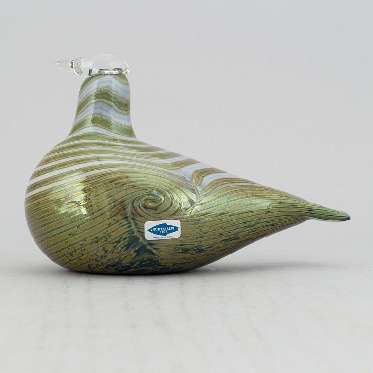 Oiva Toikka, a signed glass bird, Nuutajärvi, Finland.