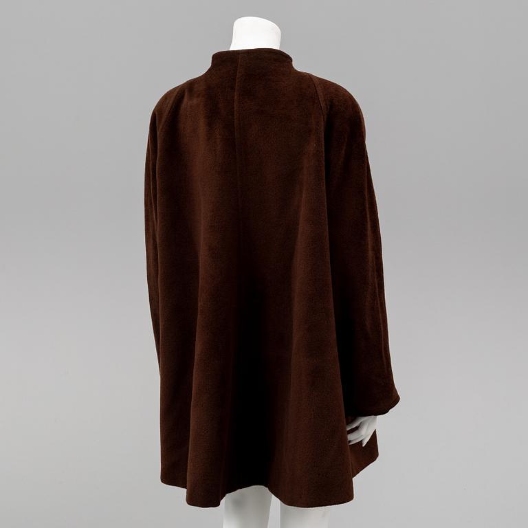 MAX MARA, a coat, french size 40.