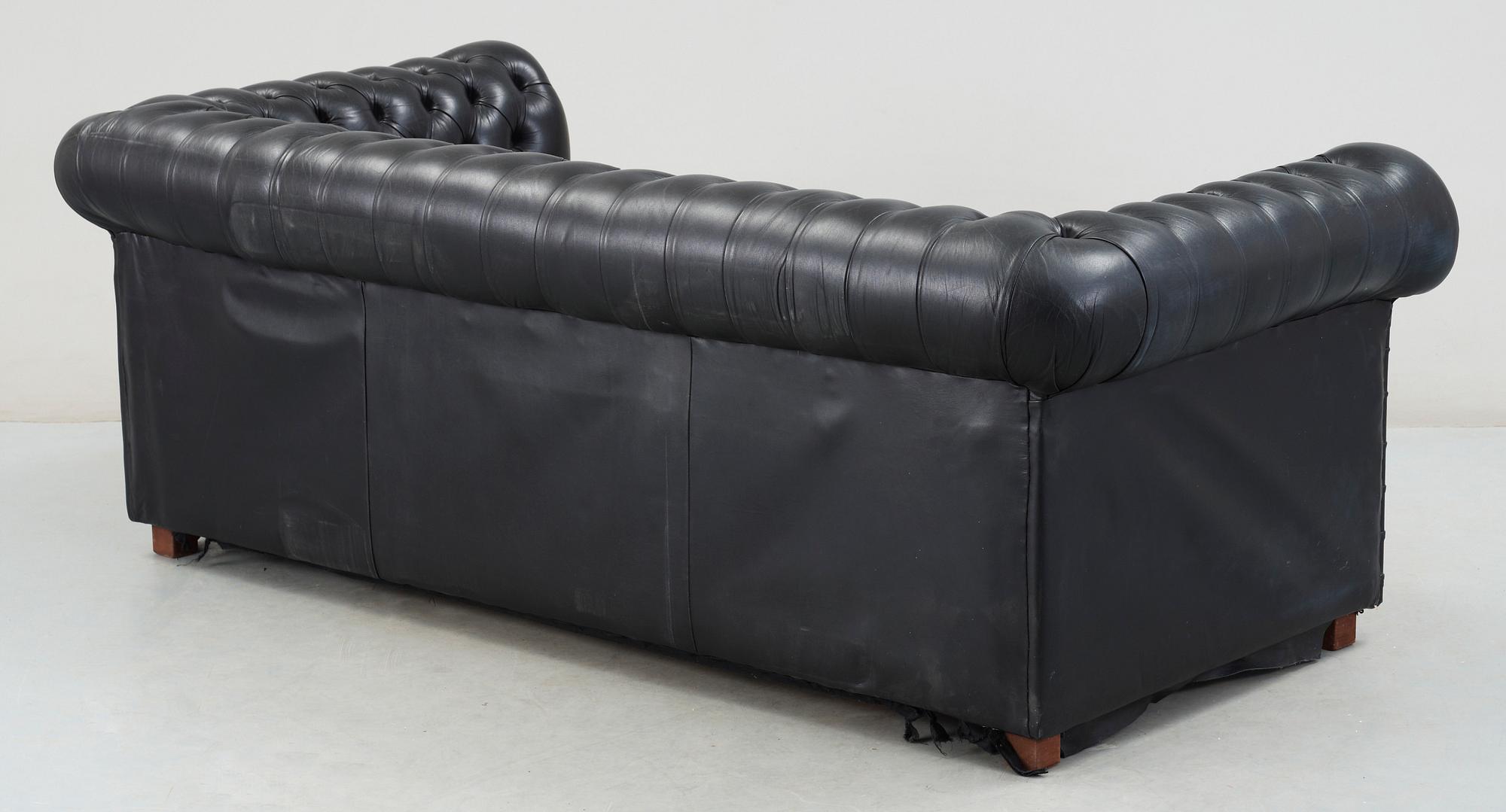 SOFFA, Chesterfieldtyp, 1900-talets slut.