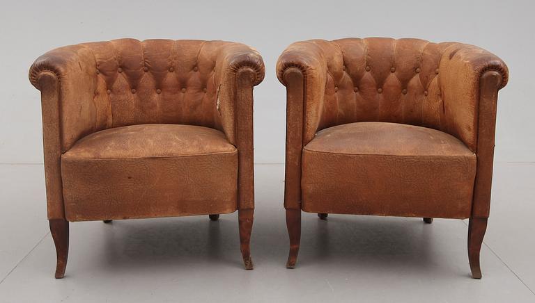 FÅTÖLJER, 1 par, klubbmodell,  tidigt 1900-tal.