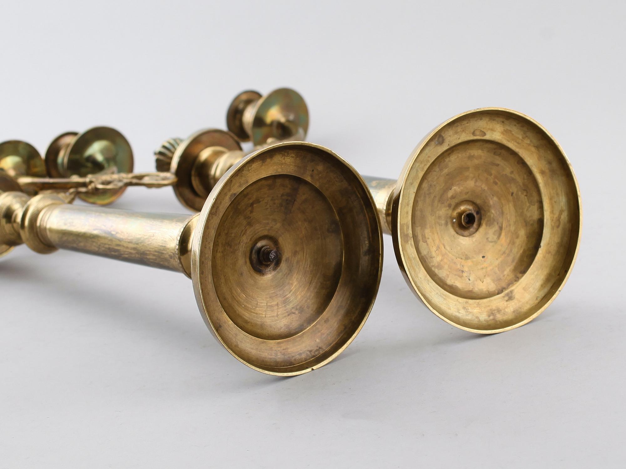 KANDELABRAR, 1 par, mässing, 1800-talets andra hälft.