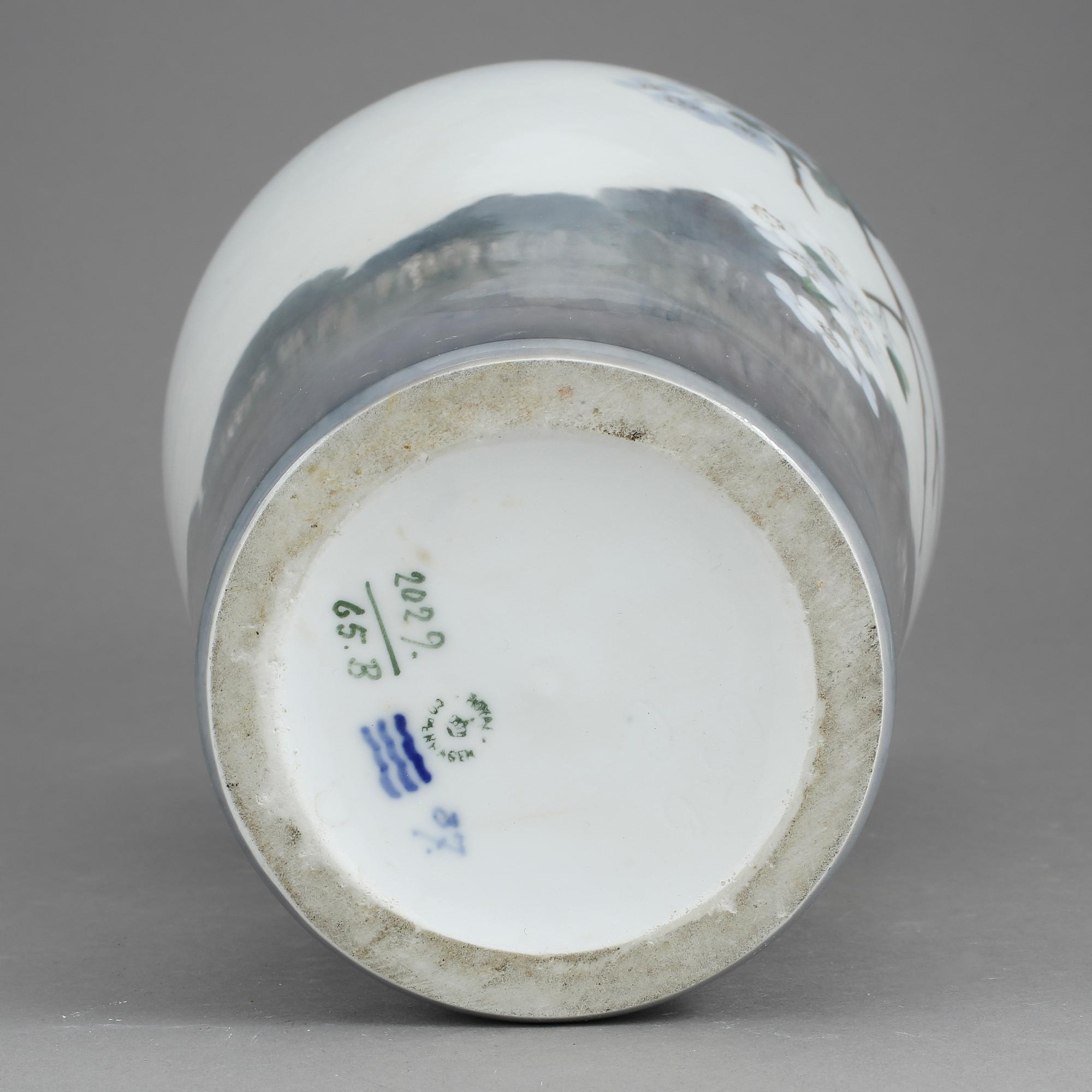 VAS, porslin, Royal Copenhagen, 1900-tal.
