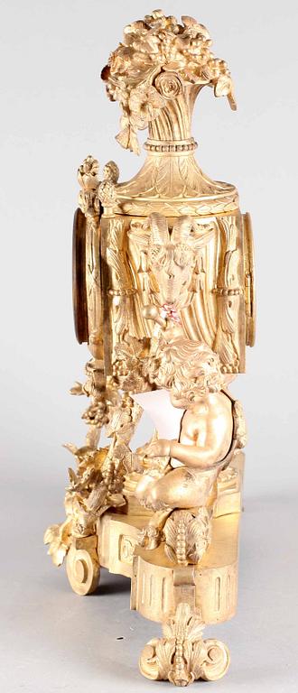 BORDSPENDYL, Louis XV-stil. Frankrike, 1800-tal.
