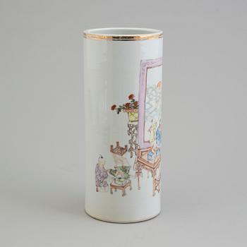 A qianjiang hat stand, early 20th century, Yu Ziming (1843—1911).