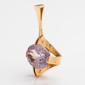 Elis Kauppi, Hänge, 18K guld, ametist. Kupittaan kulta, Åbo 1959.