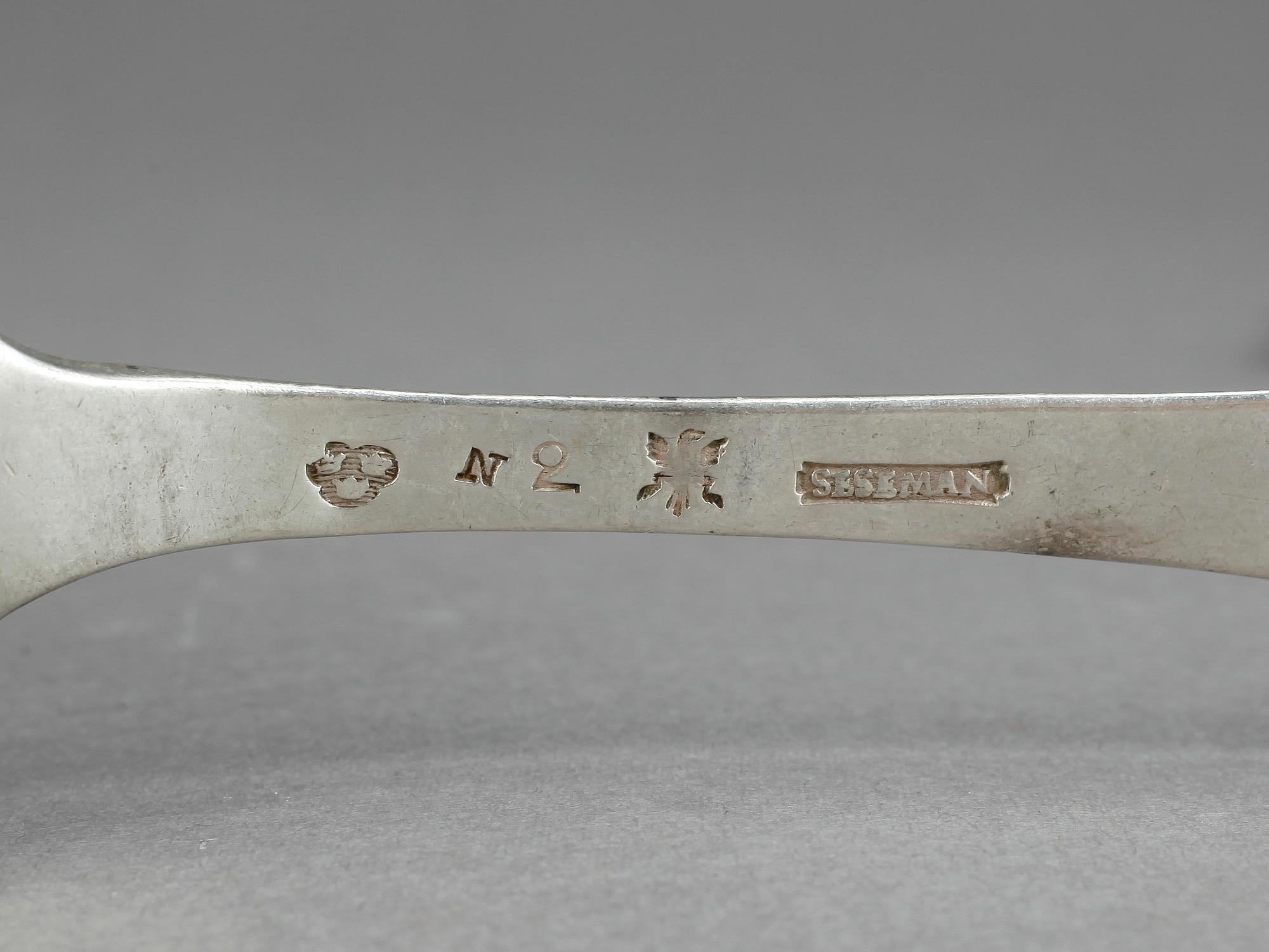 PARTI SILVER, 7 delar, delvis låghaltigt 800, bland annat Seseman,  Carl Fredrik Seseman, Arboga 1795. Vikt ca 370g.