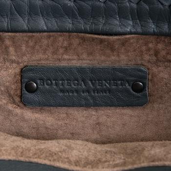 Bottega Veneta, 'Medium Garda' bag.