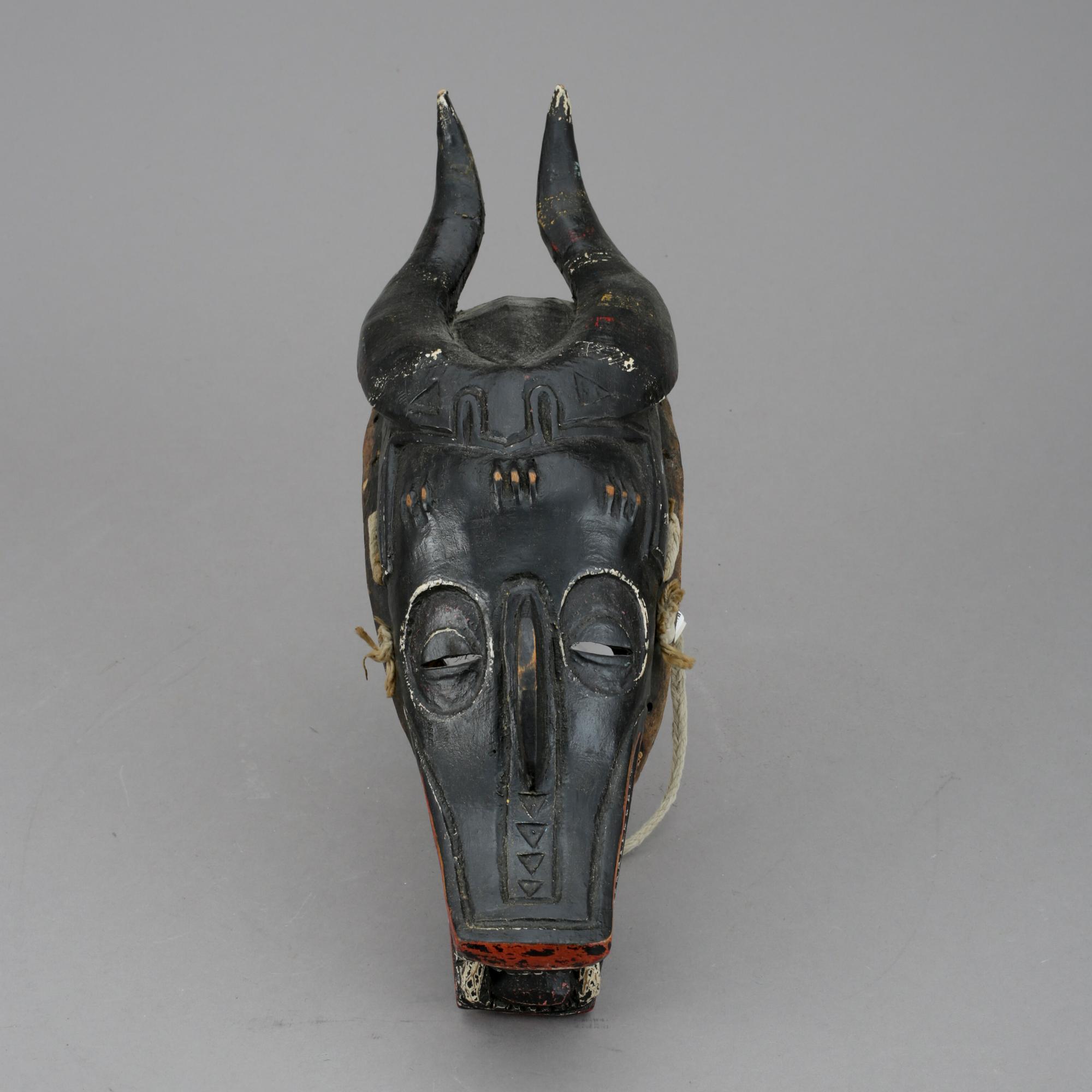 MASK, Västafrika, 1900-tal.