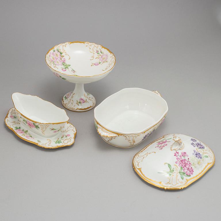 A 58 pcs Royal Copenhagen porcelain dinner service around 1900.