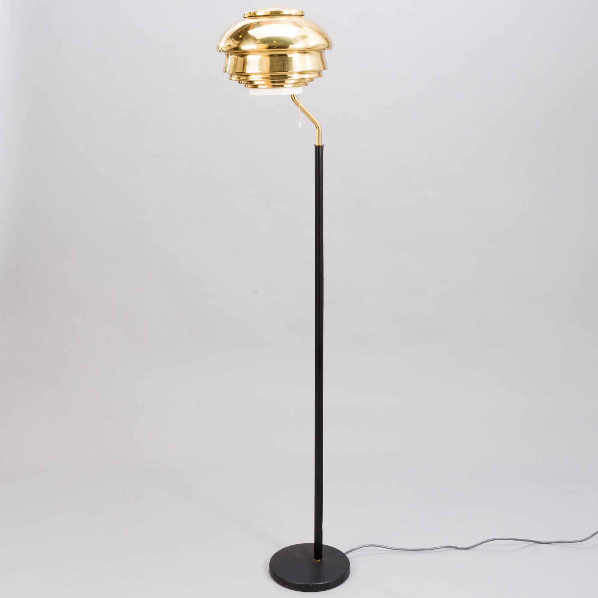 ALVAR AALTO, a 'A808' floor lamp for Valaistustyö.