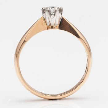 RING, 14K guld, briljantslipad diamant ca 0.20 ct. Mallikoru, Helsingfors 1999.