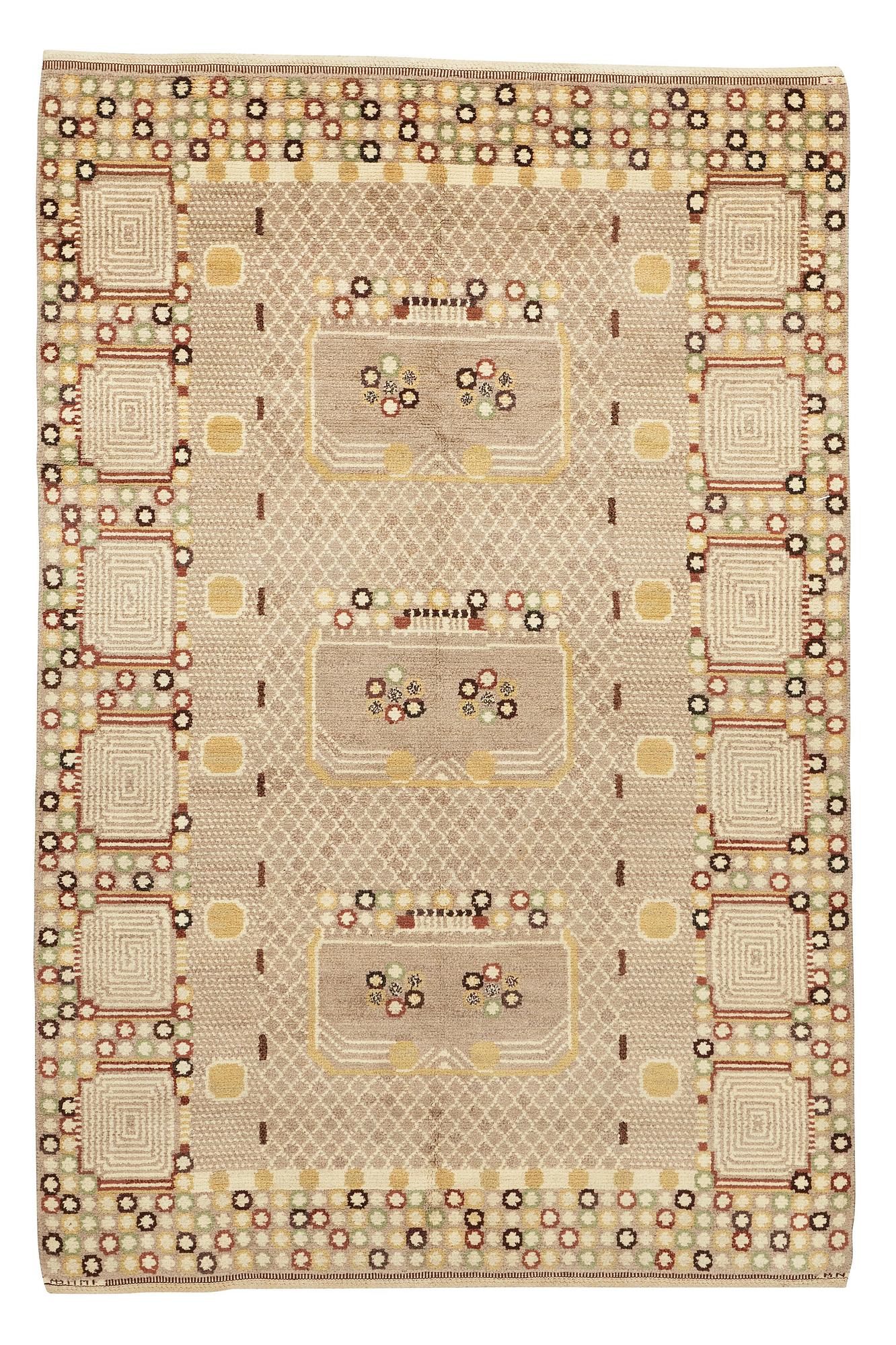 Barbro Nilsson, matto, "Krabban, grå", knotted pile, ca 272-277 x 178,5-183 cm, signed AB MMF BN.