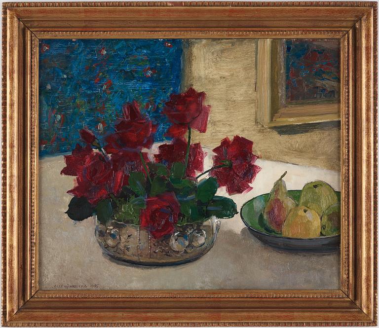 Olle Hjortzberg, Still life with roses and fruit.