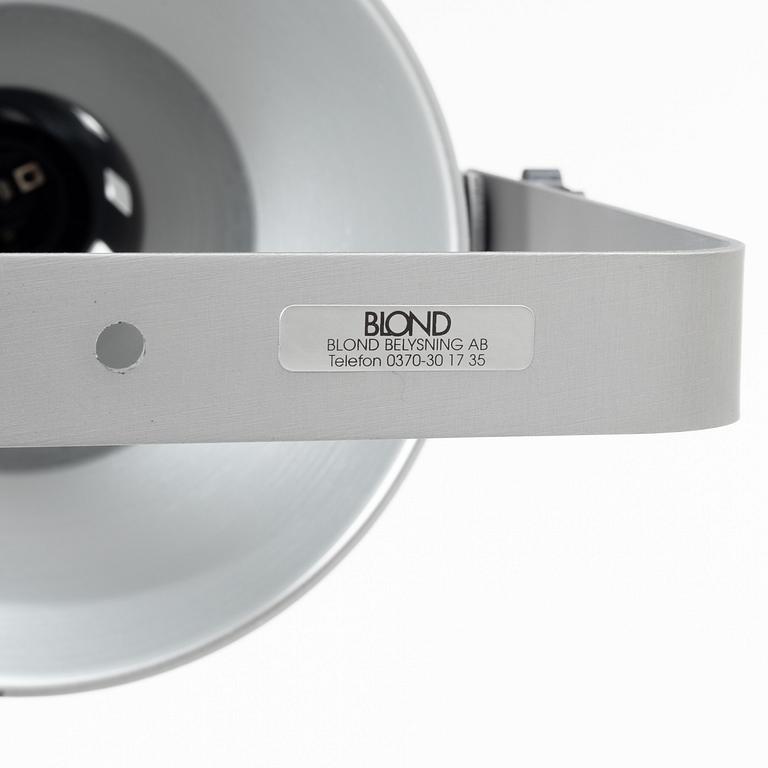 Yrjö Kukkapuro, a 'YK100AR' pendent lamp, blond Belysning, Sweden, 2020's.