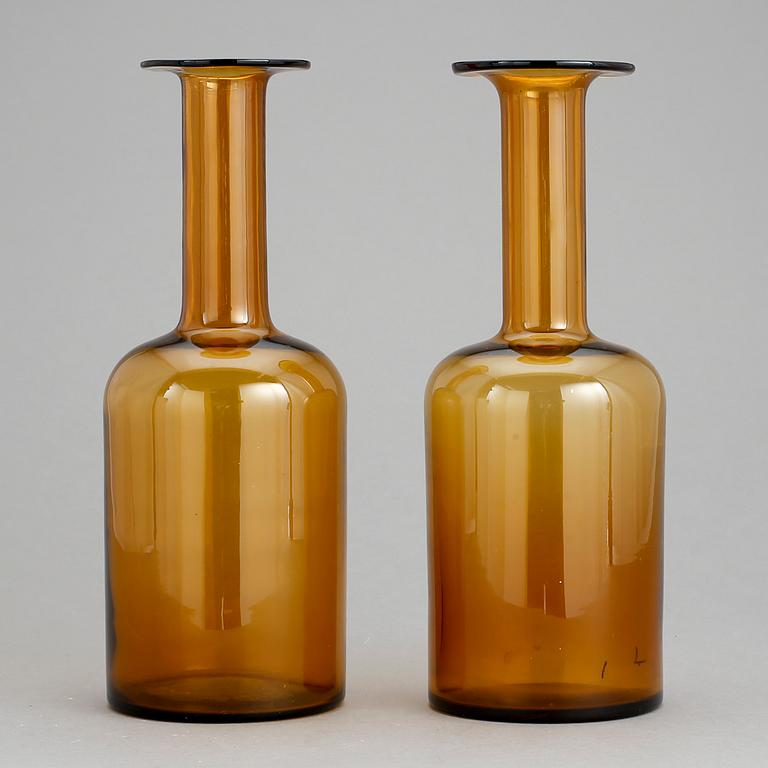 VASER, glas, 2 st, Otto Bauer, Kastrup/Holmegaard, 1900-talets andra hälft.