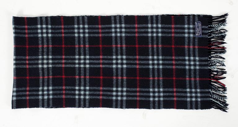 HALSDUK, Burberry.