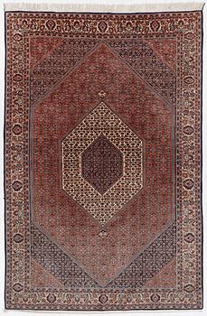 A Bidjar carpet a. 305 x 201 cm.