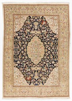 Carpet, Tabriz, so-called tabababai, approx. 268 x 182 cm.