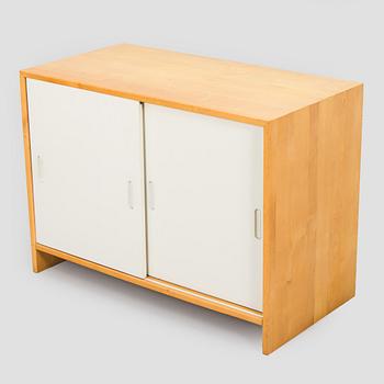 Aino Aalto, kaappi, malli 217, Artek, 1900-luvun loppu.