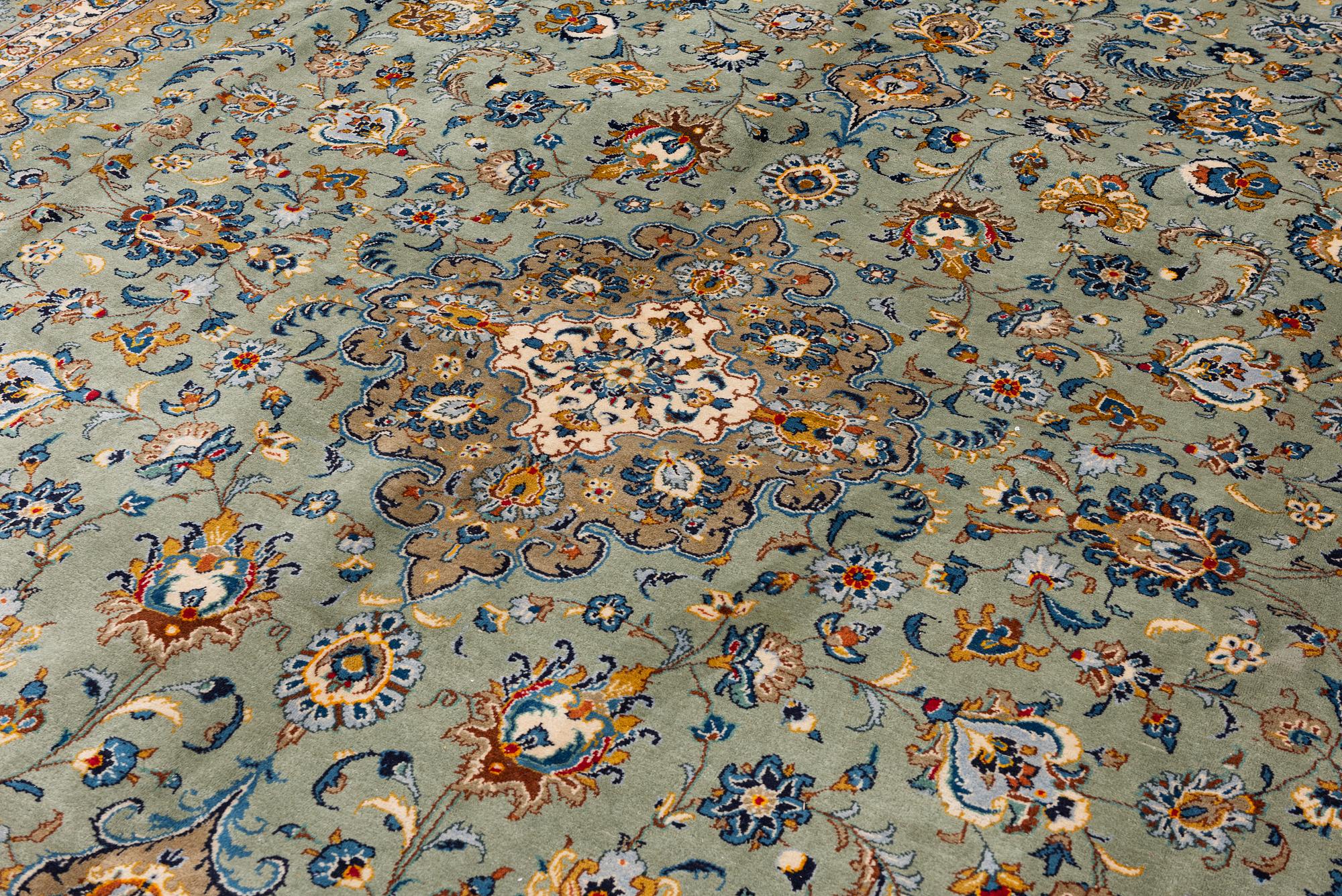 Carpet, Keshan, approx. 440 x 320 cm.